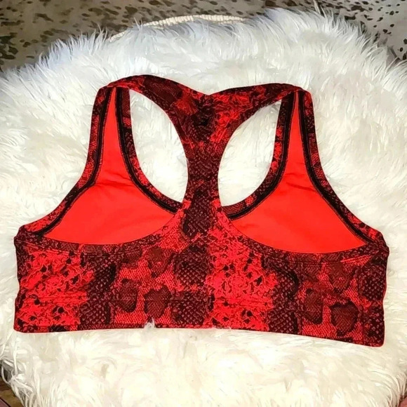 Glyder Sports Bra NWOT - Picture 2 of 3